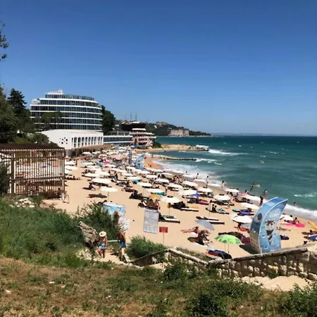 Апартаменты Azur Premium 2 *